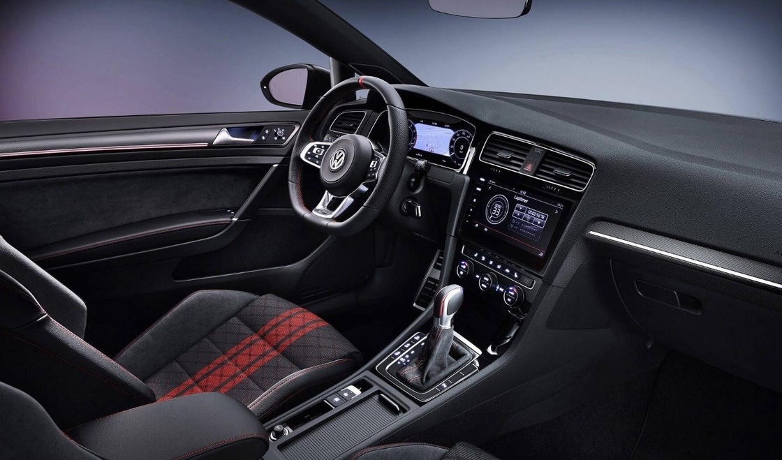 Golf GTI TCR Interior